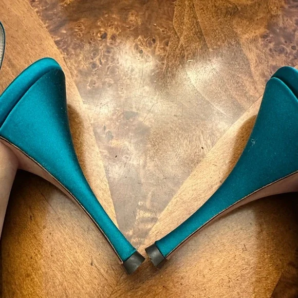 Yves Saint Laurent Blue Satin Slingback Heels